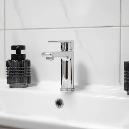 Dolce Luxury 2nd Floor Larissa